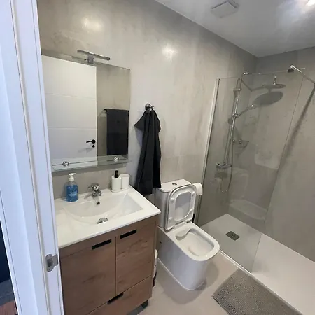 1 Bedroom Гуаргачо